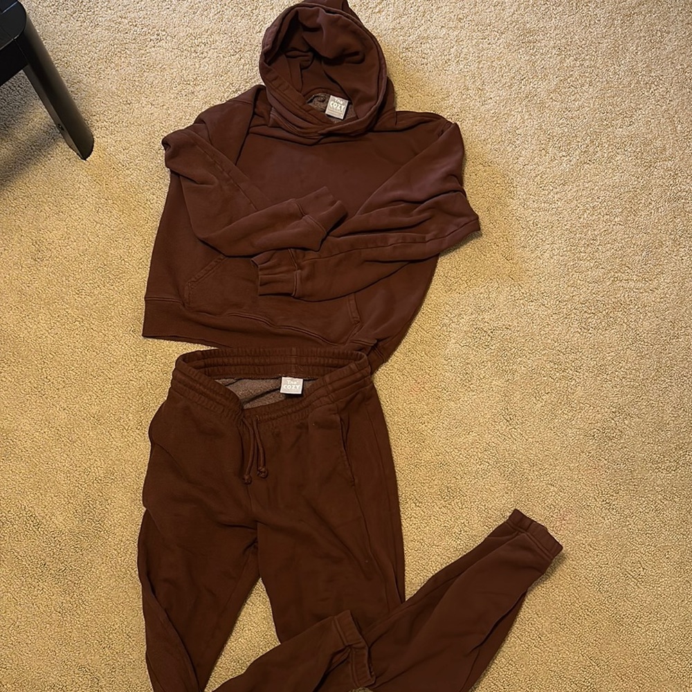 Aritzia matching set